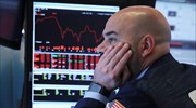 Πτώση 750 μονάδων για τον Dow Jones