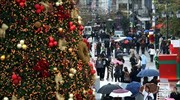 Το εμπορικό τρίγωνο του δήμου Αθηναίων υποδέχεται τα Χριστούγεννα