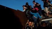 Μικρή μετανάστρια πέθανε από αφυδάτωση στα σύνορα ΗΠΑ - Μεξικού