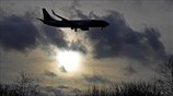 Λονδίνο: Το αεροδρόμιο Γκάτγουικ ξανάνοιξε για περιορισμένο αριθμό πτήσεων