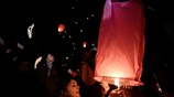 Γέμισε φαναράκια ο ουρανός στον Βόλο