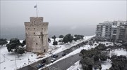 Χιονίζει στο κέντρο της Θεσσαλονίκης