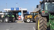 Διαμαρτυρία αγροτών κατά της Συμφωνίας των Πρεσπών στον συνοριακό σταθμό Ευζώνων