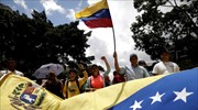 Η Βενεζουέλα διχάζει τη διεθνή κοινότητα
