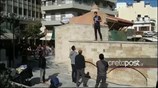 Κρήτη: Άνδρας απειλεί να αυτοπυρποληθεί στο κέντρο του Ηρακλείου