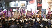 Τουρκία: Xρήση δακρυγόνων σε διαδήλωση γυναικών