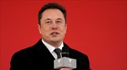 Tesla: Νέο μοντέλο «για τις μάζες» θα παρουσιάσει ο Μασκ