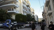 Ν. Κόσμος: Πέταξε το παιδί της από τον 5ο όροφο κι έπεσε κι αυτή