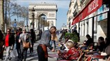 Βόλτα στο ηλιόλουστο Παρίσι