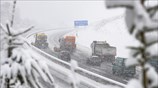 Τα χιόνια καλά κρατούν