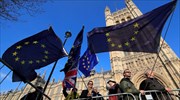 Brexit: Εμπόδιο στις συνομιλίες με τους Εργατικούς οι κόκκινες γραμμές της Μέι