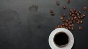 To παράδοξο του καφέ: Στα ύψη η ζήτηση, στον πάτο οι τιμές