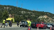 Καραμπόλα οχημάτων προκάλεσε μποτιλιάρισμα στην Αθηνών - Κορίνθου
