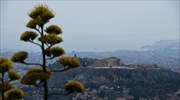 Αίθριος καιρός με νεφώσεις και υψηλή θερμοκρασία