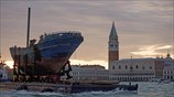 Η προσφυγική τραγωδία στην Μπιενάλε της Βενετίας