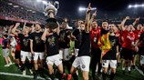 Σοκ για «Μπάρτσα», Κυπελλούχος η Βαλένθια