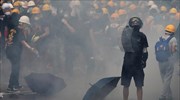 Έκανε πίσω η κυβέρνηση μπροστά στο «τσουνάμι» διαδηλωτών