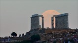 Στο Σούνιο για την πανσέληνο
