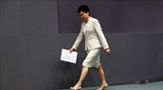 Χονγκ Κονγκ: Η επικεφαλής της κυβέρνησης απολογείται στους διαδηλωτές