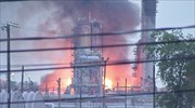 ΗΠΑ: Τεράστια πυρκαγιά σε διυλιστήριο πετρελαίου στην Πενσιλβάνια
