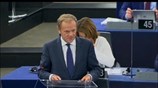 Κάλεσμα Τουσκ στο Ευρωπαϊκό Κοινοβούλιο να στηρίξει την Ούρσουλα φον ντερ Λάινεν