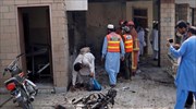 Πακιστάν: Τουλάχιστον οκτώ νεκροί από διπλό τρομοκρατικό χτύπημα