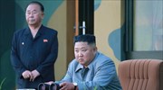 Β. Κορέα: Ο Κιμ Γιονγκ Ουν επιθεώρησε τη δοκιμή ενός «νέου τακτικού κατευθυνόμενου όπλου»