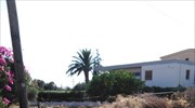 Σαρωνίδα-κάτοικοι: «Εν δυνάμει "βόμβες" οι διάσπαρτες στοίβες από ξερόχορτα»