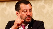 Σαλβίνι προς Ρίτσαρντ Γκιρ: Πάρε τους μετανάστες στο Χόλιγουντ