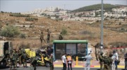 Παλαιστίνιος έπεσε με το αυτοκίνητο του σε Ισραηλινούς