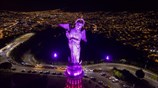 Μια Παναγία στα ροζ