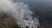 Βραζιλία: Ο ουρανός δεν σκοτεινιάζει, καθώς ο Αμαζόνιος φλέγεται