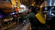 Χονγκ Κονγκ: Αντλίες νερού και πυροβολισμός από την αστυνομία κατά διαδηλωτών