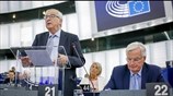 Γιούνκερ: «Πολύ αληθινός ο κίνδυνος ενός Brexit χωρίς συμφωνία»