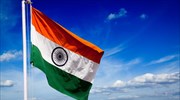 Ινδία: Με φοροελαφρύνσεις 20 δισ. δολ. στηρίζει την οικονομία