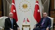 Η αμερικανική αντιπροσωπεία απέναντι στον Ερντογάν για εκεχειρία στη Συρία