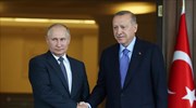 Ερντογάν: Θα συζητήσω με τον Πούτιν την ανάπτυξη συριακών στρατευμάτων στη ζώνη ασφαλείας