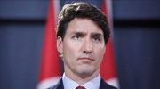 Καναδάς: Παραπαίει ο... cool πρωθυπουργός Τριντό