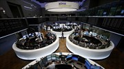 Καλπάζουν προς νέα ρεκόρ οι διεθνείς μετοχές
