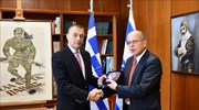 Συνάντηση ΥΦΕΘΑ με τους πρέσβεις Ισραήλ και Κορέας
