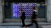 Βαριά η σκιά των δασμών στα ασιατικά χρηματιστήρια