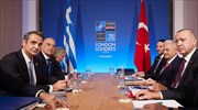Σε εξέλιξη η συνάντηση Μητσοτάκη- Ερντογάν