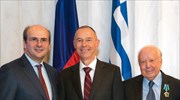 Η ρωσική πρεσβεία τίμησε τον Νίκο Δασκαλαντωνάκη