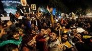 Ινδία: Εξι νεκροί στις διαδηλώσεις ενάντια στις αλλαγές του νόμου για την ιθαγένεια