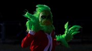 Grinch στον ετήσιο αγώνα "Run Santa Run"