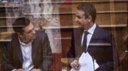 Σε θέσεις μάχης Κ. Μητσοτάκης - Αλ. Τσίπρας με αιχμή τον προϋπολογισμό