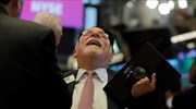 Xρηματιστήρια: Με νέο ρεκόρ υποδέχεται η Wall Street το νέο έτος