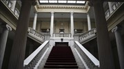 Πρόεδρος της Δημοκρατίας: Επάγγελμα νομικός;