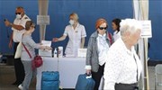 Κορωνοϊός: Αυξάνονται τα θύματα-Αγώνας δρόμου για το εμβόλιο