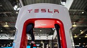 Η Tesla επενδύει στην Ευρώπη, «φορτίζει» προσδοκίες και στην Ελλάδα